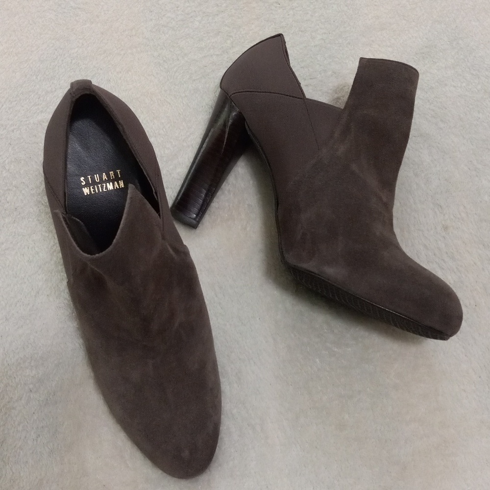 Authentic Stuart Weitzman Taupe Leather High Heel Booties NWOB